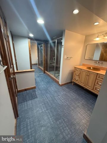 190 MOUNTAIN VIEW DR, York, PA 17404