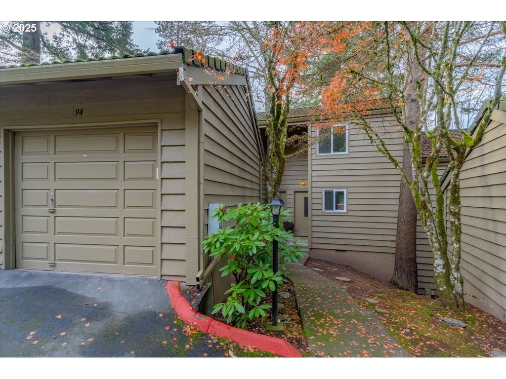 94 CERVANTES Cir, Lake Oswego, OR 97035