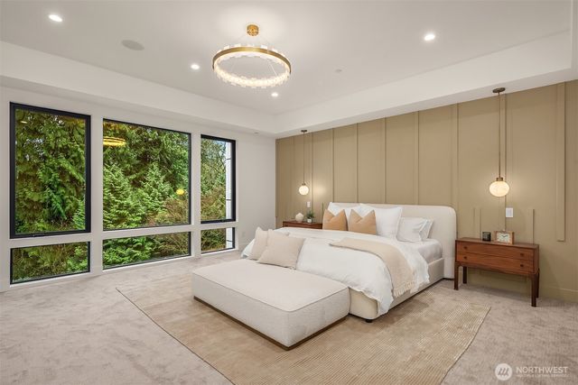 10656 Woodhaven Lane, Bellevue, WA 98004