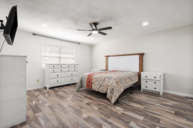 107 Holly Circle, Levelland, TX 79336