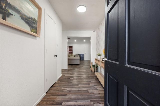 107 Holly Circle, Levelland, TX 79336