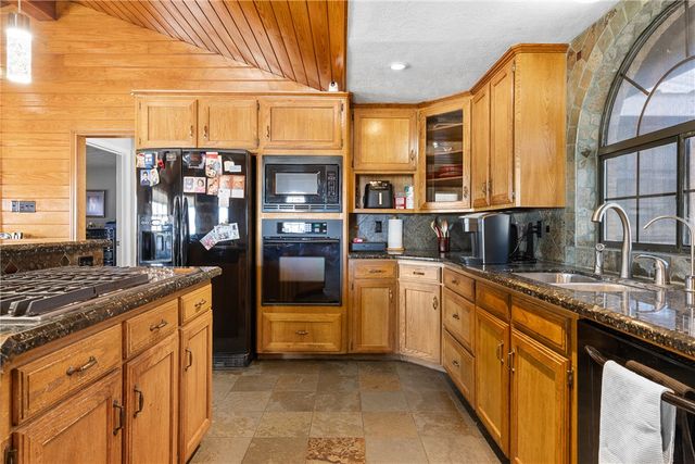 191 County Road 278, Somerville, TX 77879