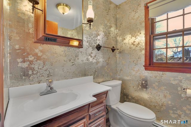 134 Whitehall Drive, East Hartford, CT 06118