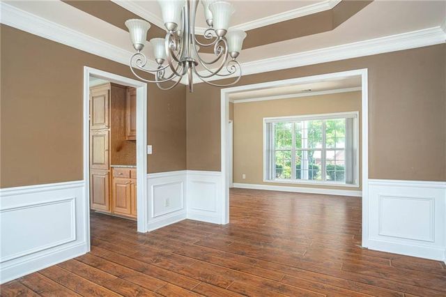 1098 Fountain Lakes Court, Lawrenceville, GA 30043