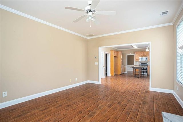 1098 Fountain Lakes Court, Lawrenceville, GA 30043