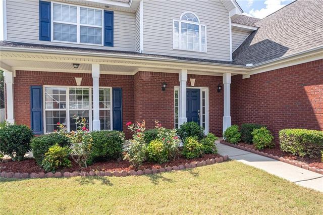 1098 Fountain Lakes Court, Lawrenceville, GA 30043