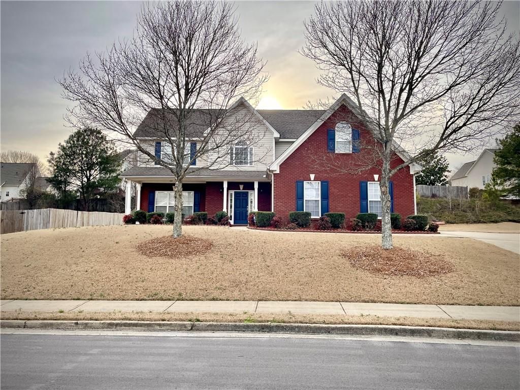 1098 Fountain Lakes Court, Lawrenceville, GA 30043