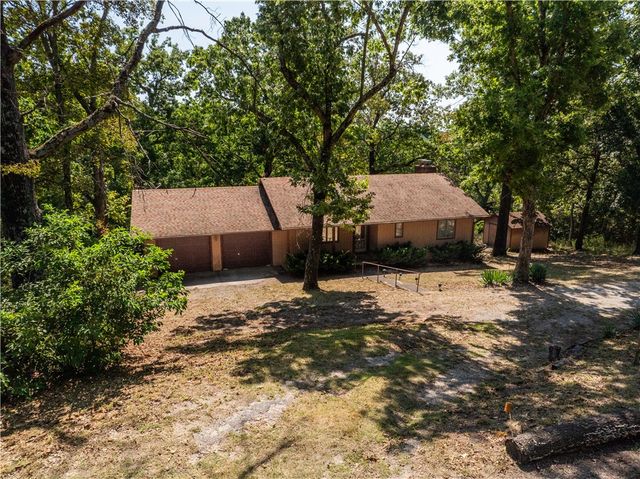 637 Highland Park Drive, Eureka Springs, AR 72631