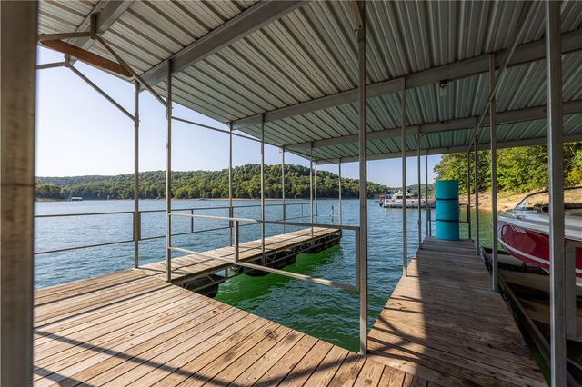 637 Highland Park Drive, Eureka Springs, AR 72631