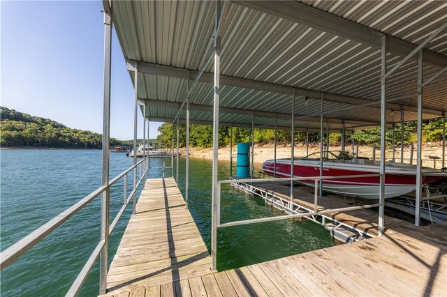 637 Highland Park Drive, Eureka Springs, AR 72631