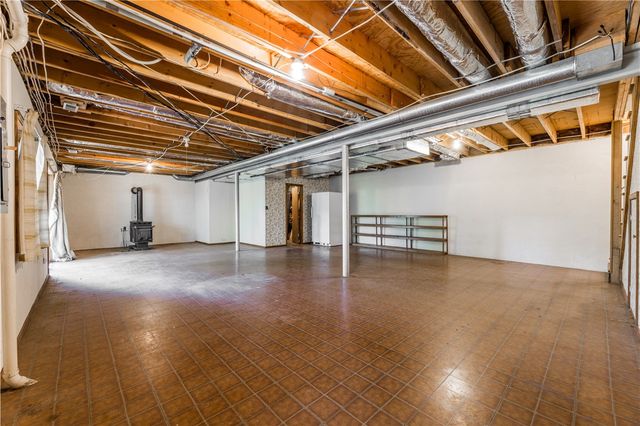 637 Highland Park Drive, Eureka Springs, AR 72631