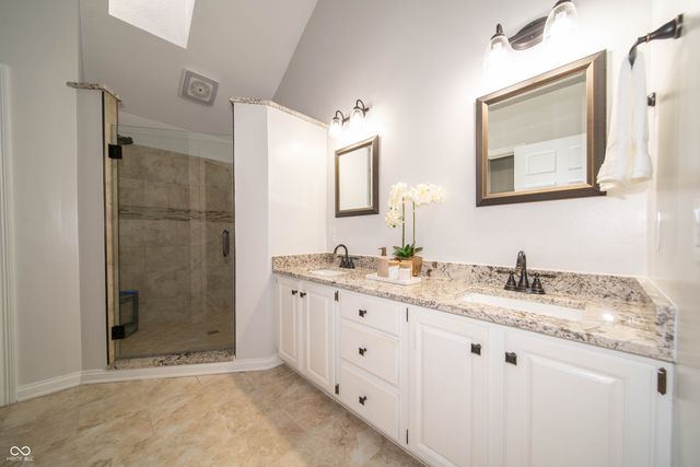 9011 Anchor Bay Drive, Indianapolis, IN 46236