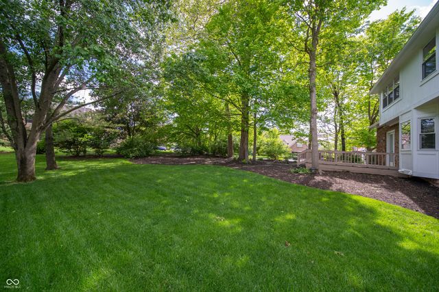 9011 Anchor Bay Drive, Indianapolis, IN 46236