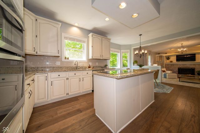 9011 Anchor Bay Drive, Indianapolis, IN 46236