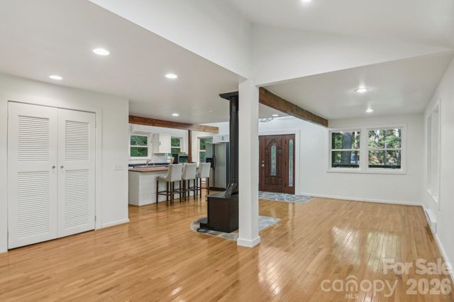 291 Dills Road, Bryson City, NC 28713