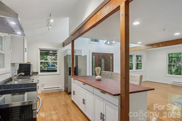 291 Dills Road, Bryson City, NC 28713