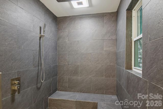 291 Dills Road, Bryson City, NC 28713