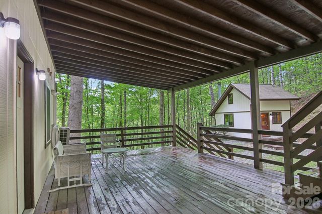 291 Dills Road, Bryson City, NC 28713
