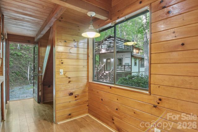 291 Dills Road, Bryson City, NC 28713