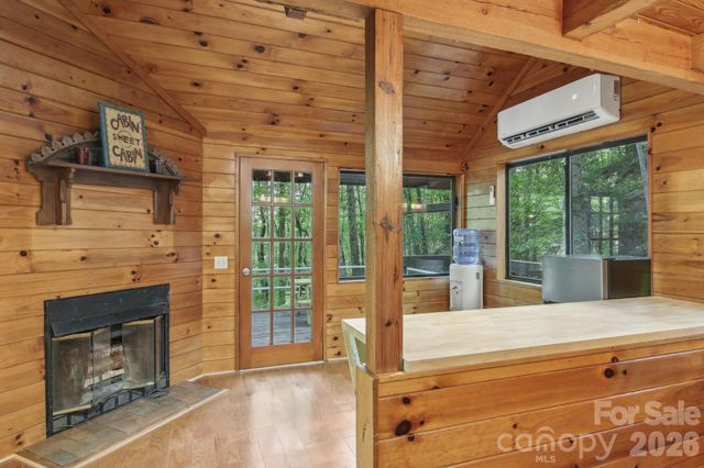 291 Dills Road, Bryson City, NC 28713