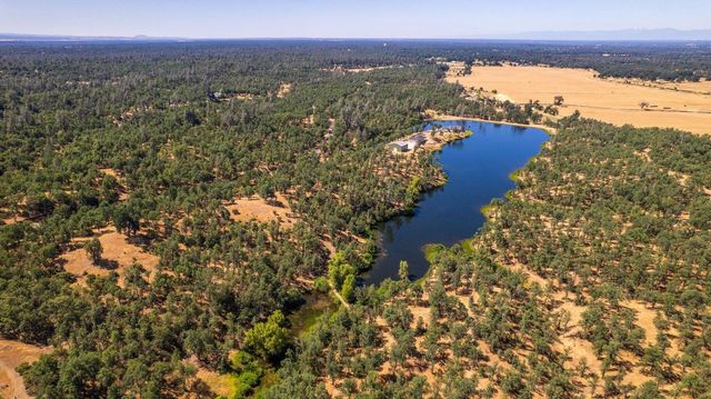 Bernard Way, Redding, CA 96003