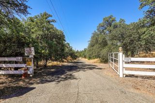 Bernard Way, Redding, CA 96003