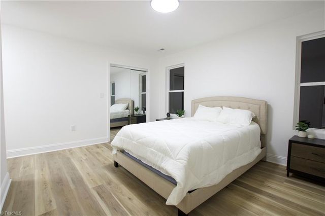 909 Sharon Street, High Point, NC 27260