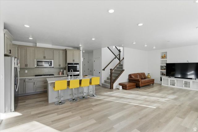 4896 S SNARR HAVEN CT, Taylorsville, UT 84129