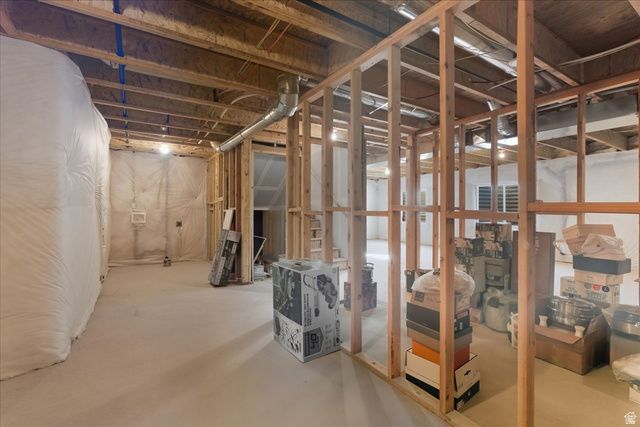 4896 S SNARR HAVEN CT, Taylorsville, UT 84129