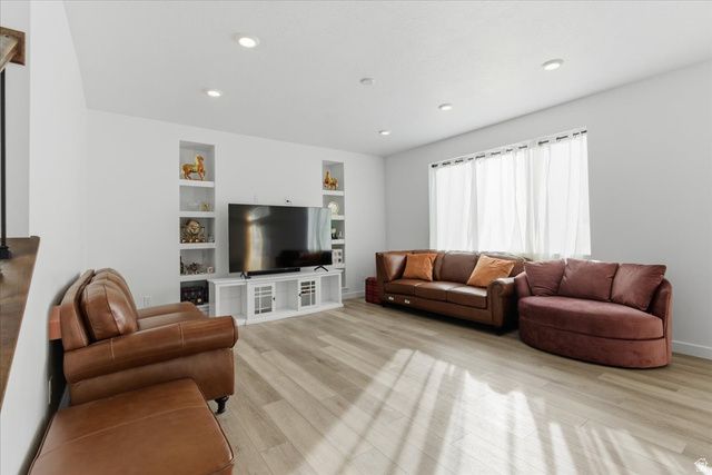 4896 S SNARR HAVEN CT, Taylorsville, UT 84129