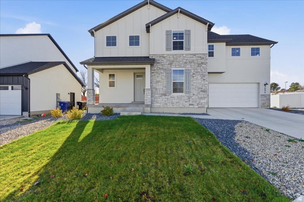 Image 2 of property listing at 4896 S SNARR HAVEN CT, Taylorsville, UT 84129