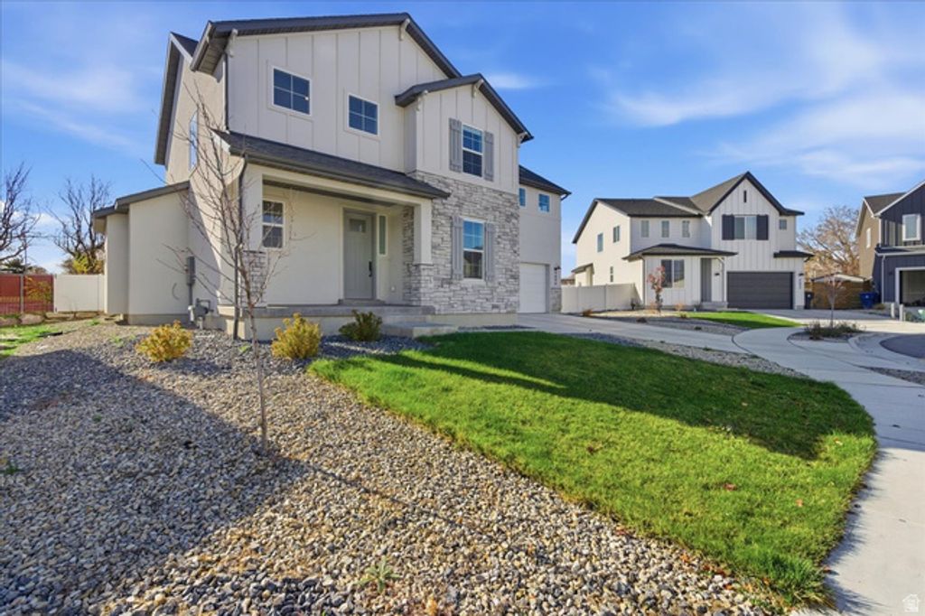 Image 3 of property listing at 4896 S SNARR HAVEN CT, Taylorsville, UT 84129