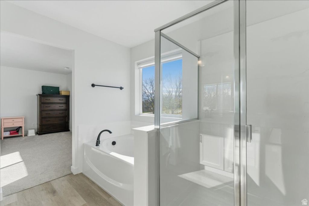Image 26 of property listing at 4896 S SNARR HAVEN CT, Taylorsville, UT 84129