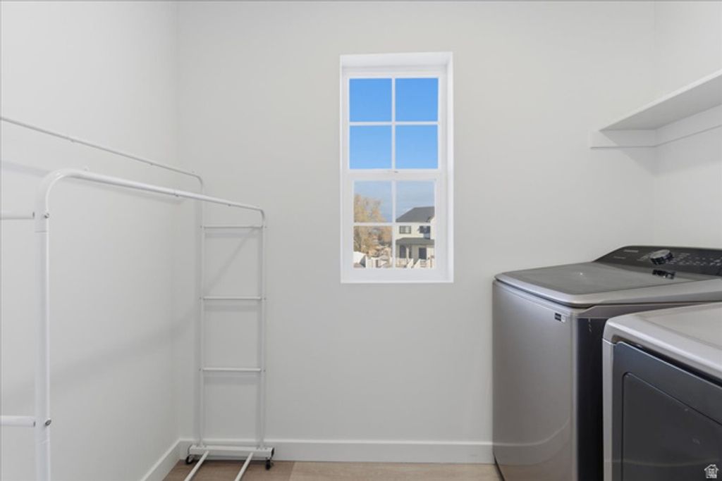 Image 30 of property listing at 4896 S SNARR HAVEN CT, Taylorsville, UT 84129