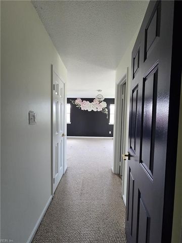 101 Hampstead CT, Hampton, VA 23669