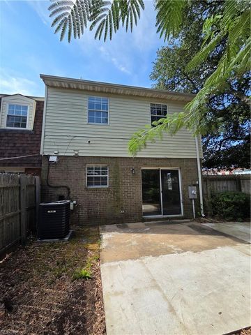 101 Hampstead CT, Hampton, VA 23669