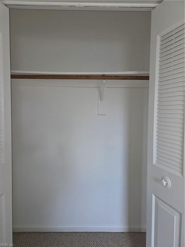 101 Hampstead CT, Hampton, VA 23669