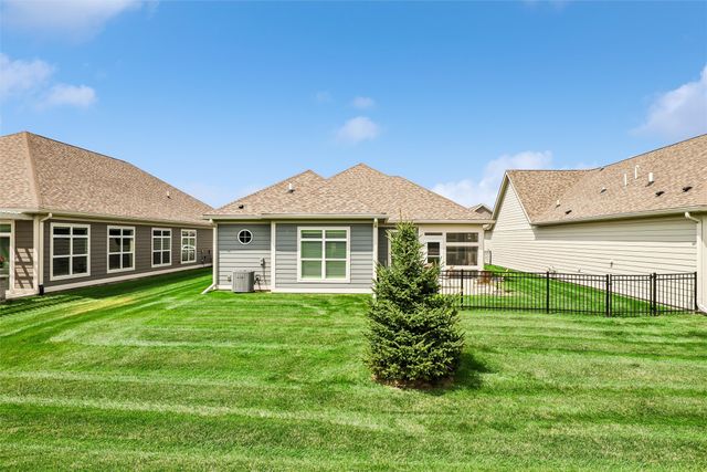 17584 Madison Drive, Clive, IA 50325