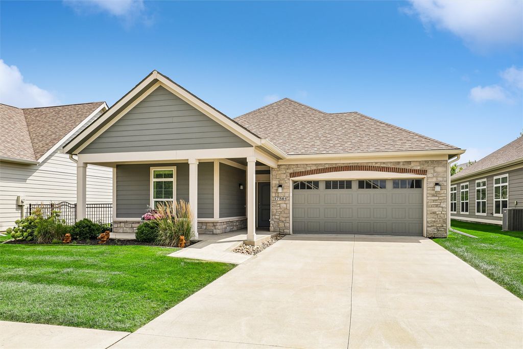 17584 Madison Drive, Clive, IA 50325