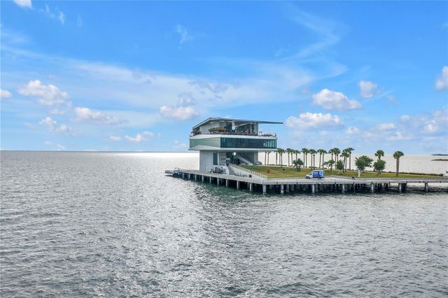 2848 EMERSON AVENUE S, St Petersburg, FL 33712