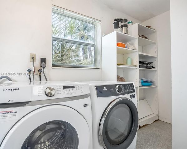 1906 N 31st Ave, Hollywood, FL 33021