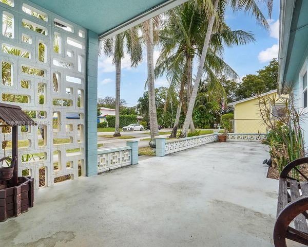 1906 N 31st Ave, Hollywood, FL 33021