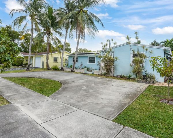 1906 N 31st Ave, Hollywood, FL 33021