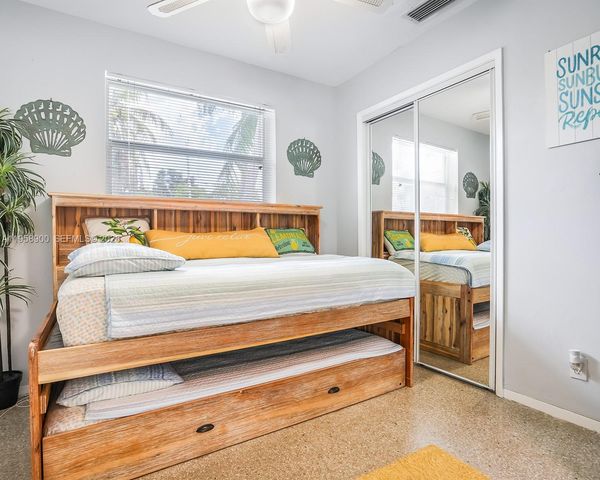 1906 N 31st Ave, Hollywood, FL 33021