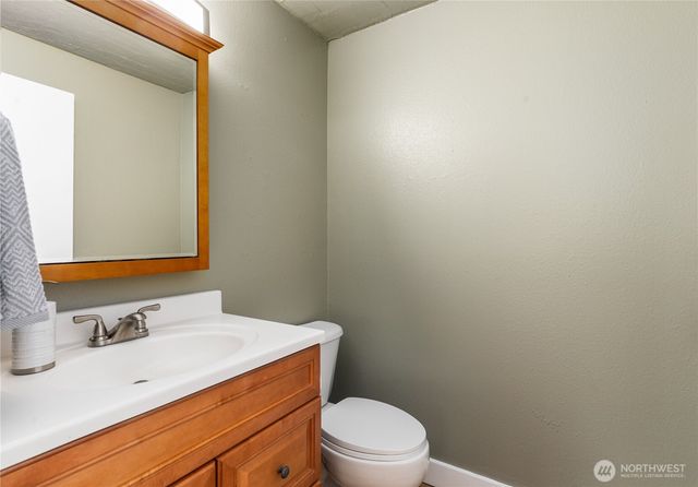 467 NW 8th Avenue, Oak Harbor, WA 98277