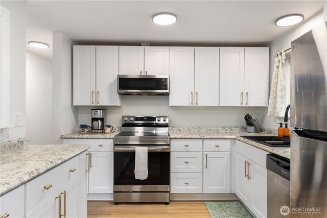 467 NW 8th Avenue, Oak Harbor, WA 98277