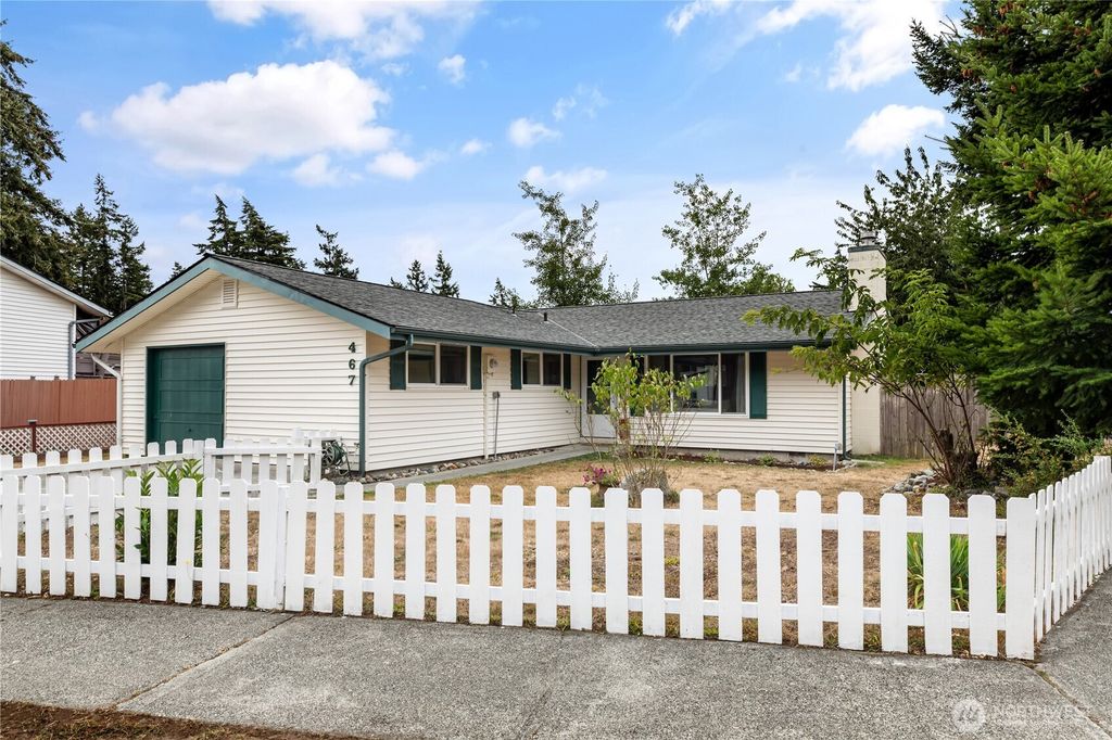 467 NW 8th Avenue, Oak Harbor, WA 98277