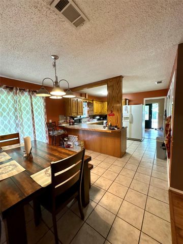 1072 Stephenson Brown Road, Lufkin, TX 75904