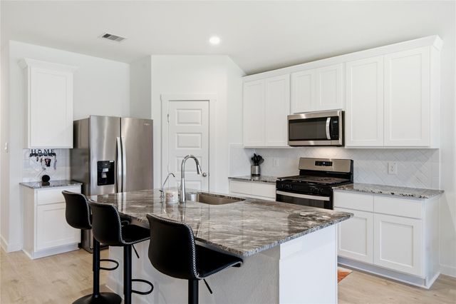 1206 Ricasoli Drive, Richmond, TX 77406