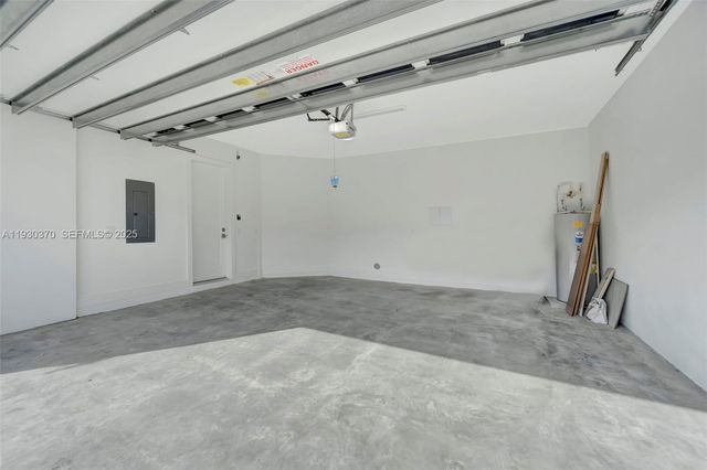 1427 SW 23rd St, Fort Lauderdale, FL 33315